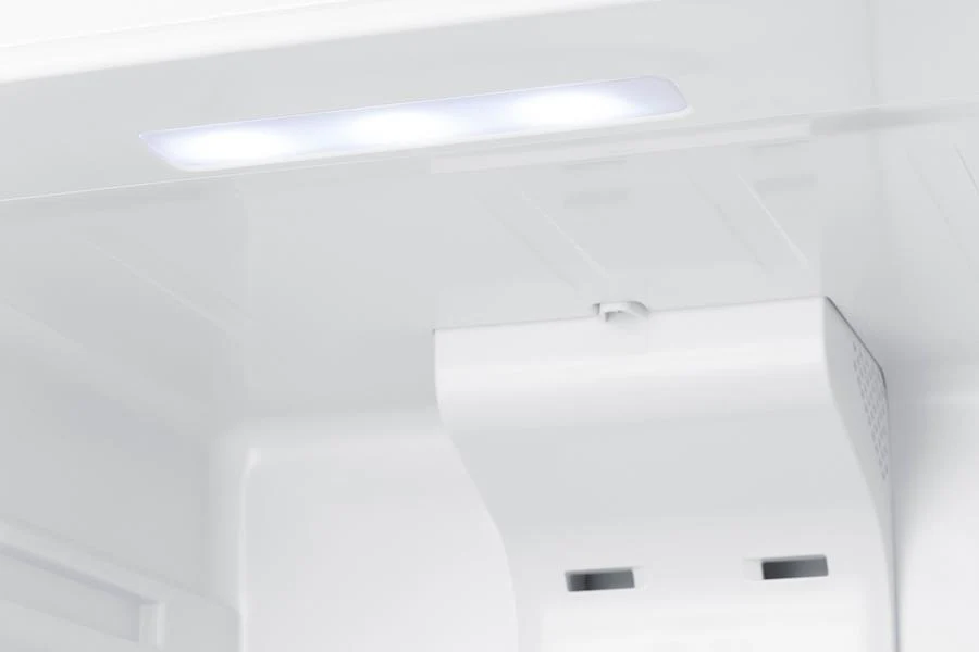 Summit FF1142PLLHD 24" Wide Top Mount Refrigerator-freezer - Image 7