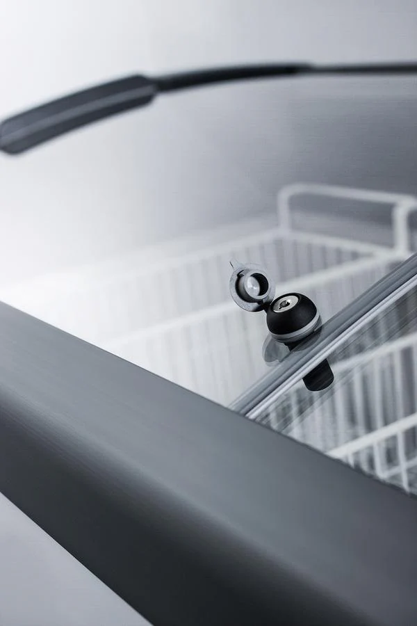 Summit FOCUS151 15 CU.FT. Chest Freezer - Image 7