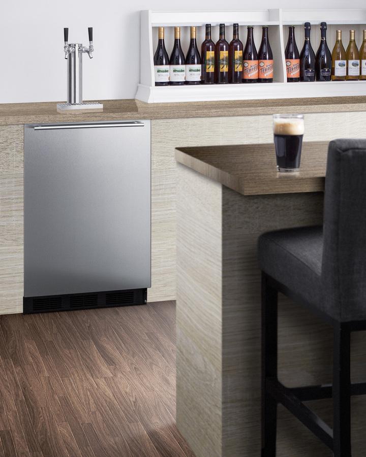 Summit SBC58BLBIADALOCK 24" Wide Built-in Kegerator, ADA Compliant - Image 3