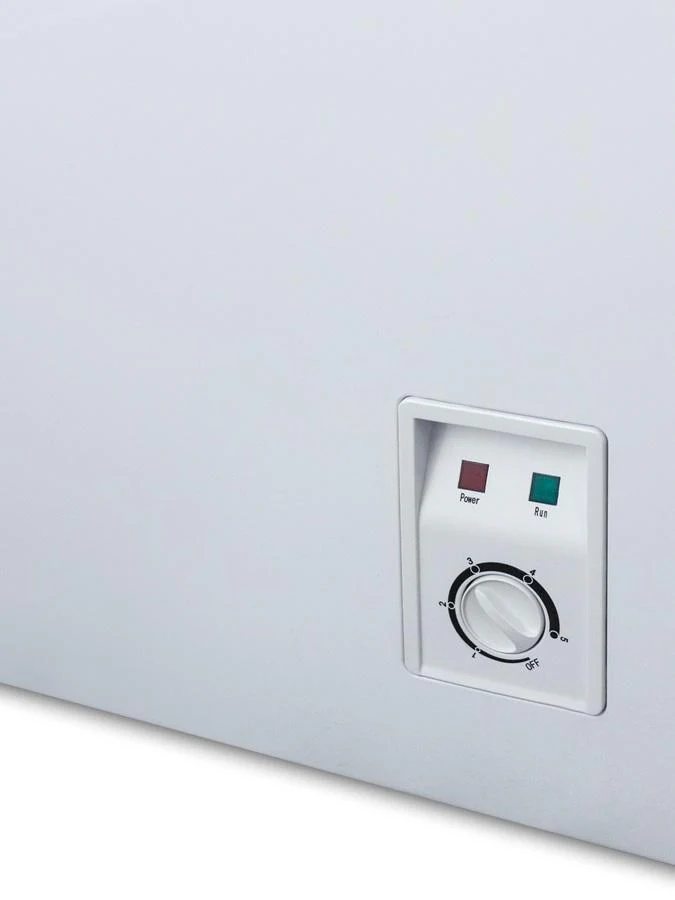 Summit SCFM62 7 CU.FT. Chest Freezer - Image 4