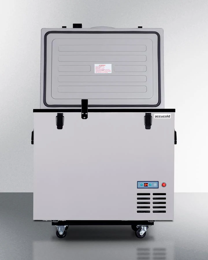 Summit SPRF86M2 Portable Refrigerator/freezer With Lock - Image 2