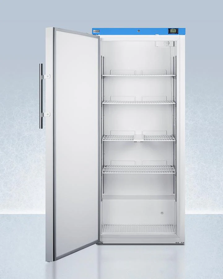 Summit UFM19WLHD 18 CU.FT. Upright Manual Defrost Freezer - Image 2