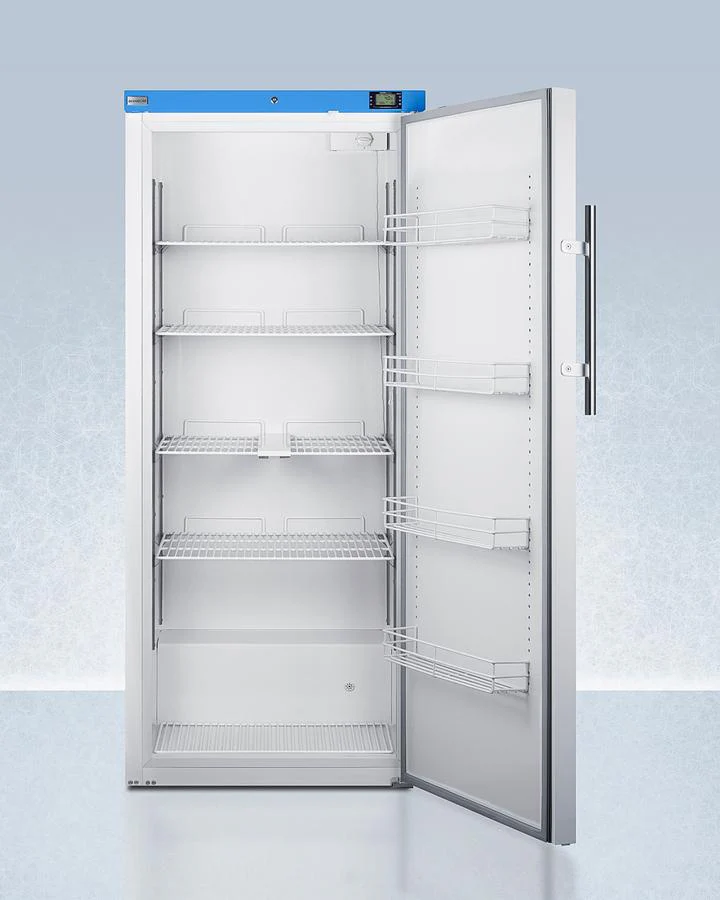Summit URM19W 18 CU.FT. Upright Manual Defrost Refrigerator - Image 7