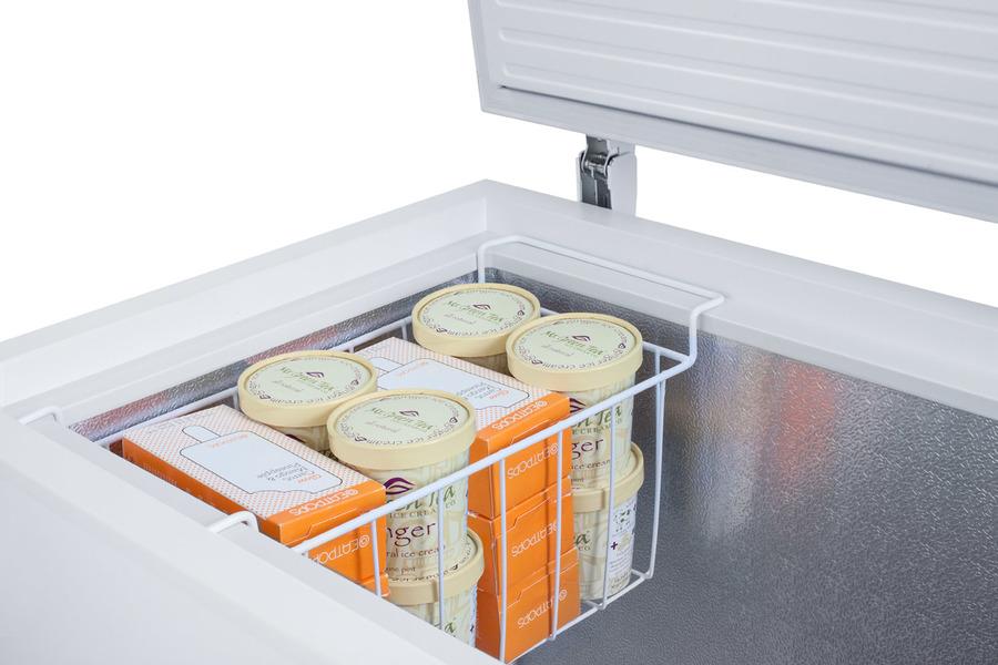 Summit WCH07W 7 CU.FT. Residential Chest Freezer In White - Image 6