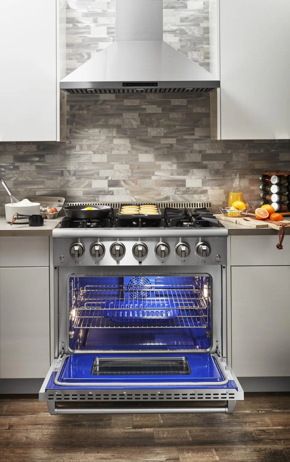 HRD3606U Thor Kitchen 36-inch Dual Fuel Range - Professional - Image 2