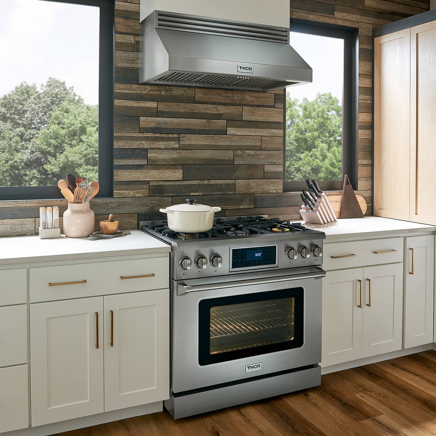 TRG3601 Thor Kitchen 36-inch Tilt Panel Gas Range - Professional - Image 3