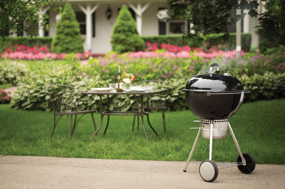 Weber 14501001 Master-Touch Charcoal Grill - 22" Black - Image 2