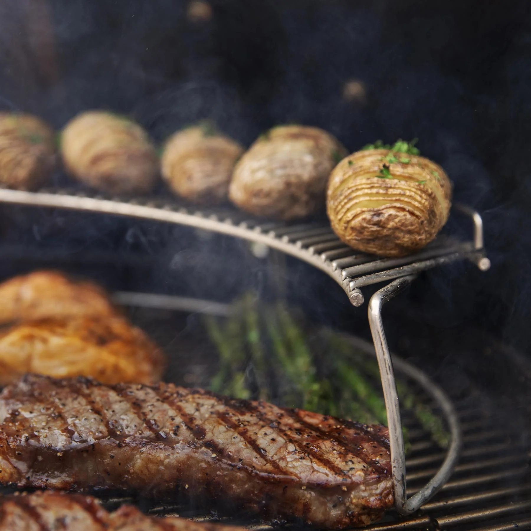 Weber 1500064 Master-Touch Charcoal Grill 26 - Black - Image 16
