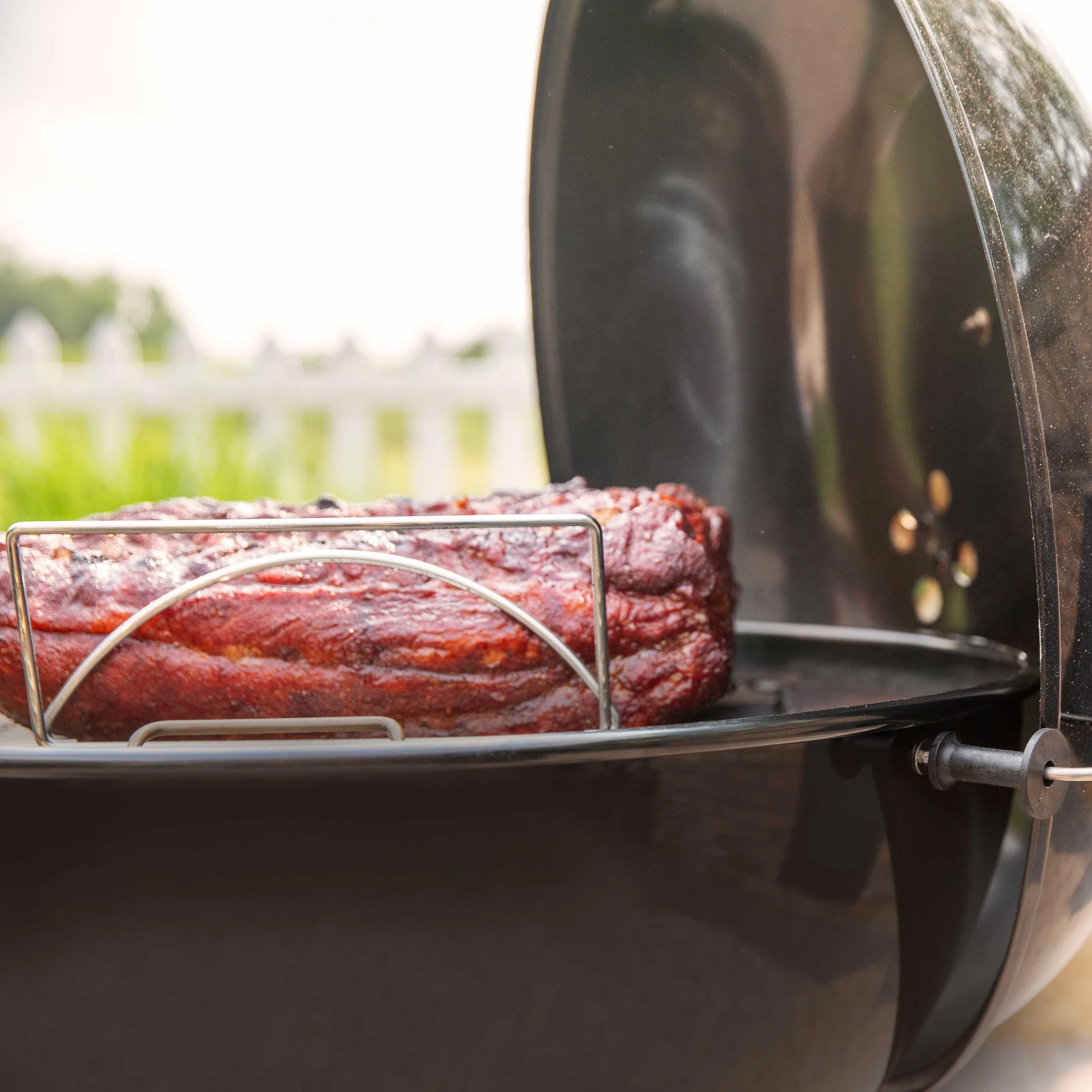 Weber 1500064 Master-Touch Charcoal Grill 26 - Black - Image 20