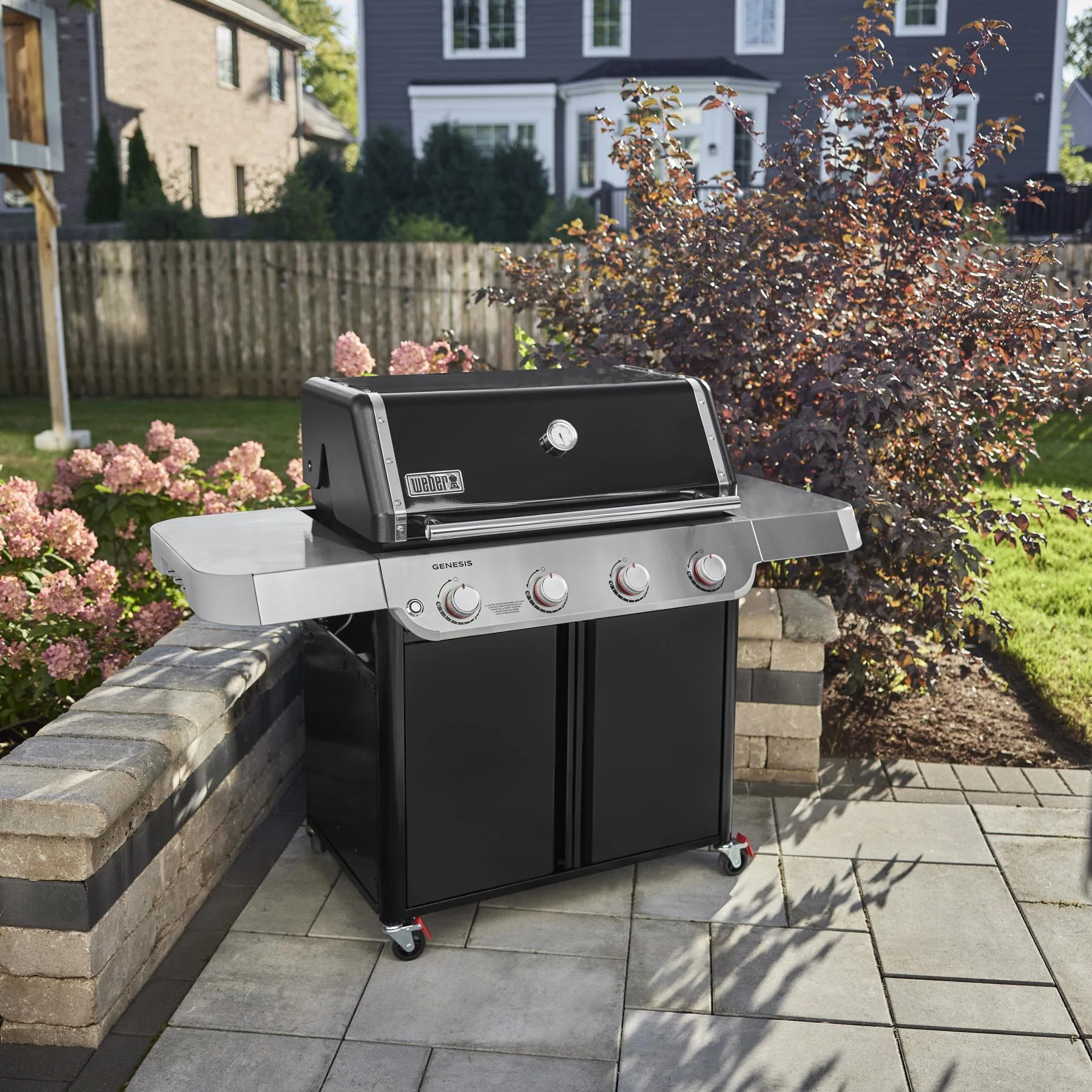 Weber 1500368 Genesis E-415 Gas Grill (Natural Gas) - Black - Image 5