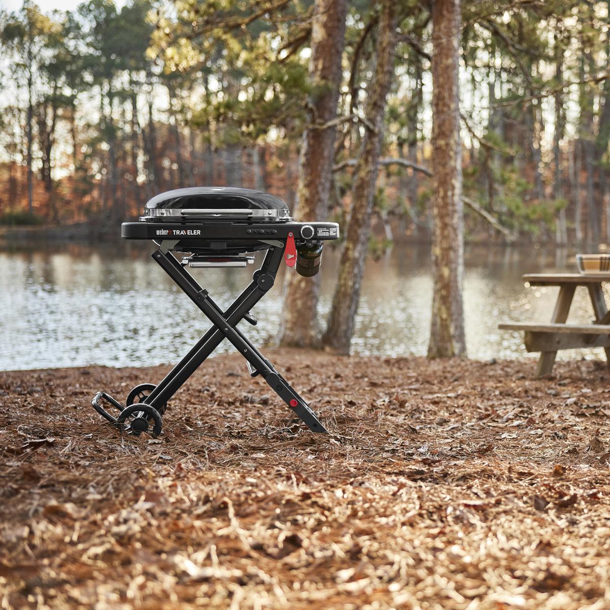 1500460 Weber Traveler® Compact Portable Gas Grill - Black - Image 5