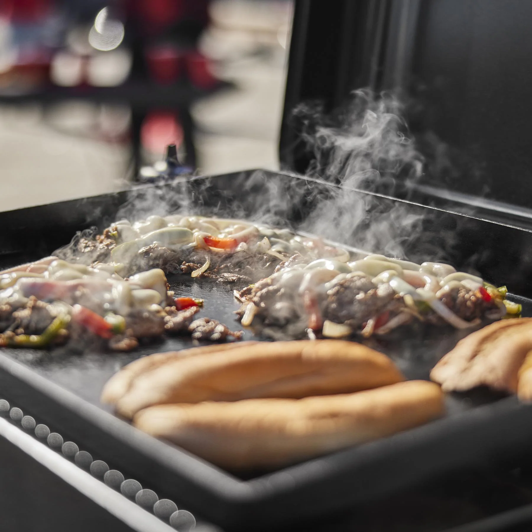 Weber 1500532 Slate® 22 Rust-Resistant Tabletop Griddle - Black - Image 2