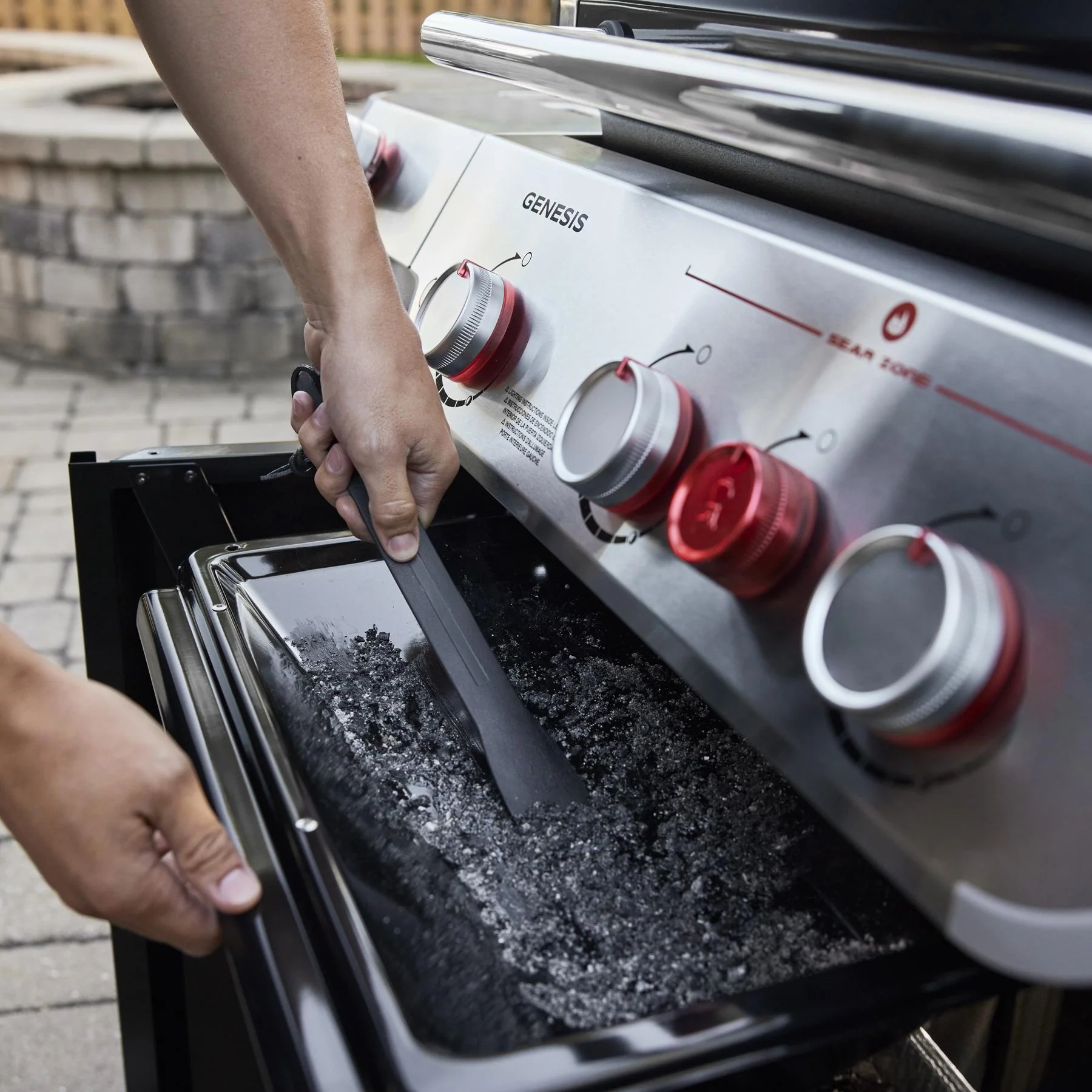 Weber 1500536 Genesis E-335 Gas Grill (Natural Gas) - Black - Image 2