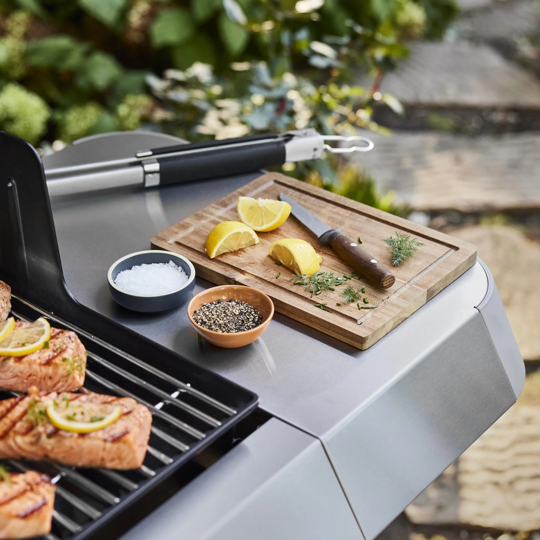 Weber 1500580 Genesis S-415 Gas Grill (Natural Gas) - Stainless Steel - Image 4