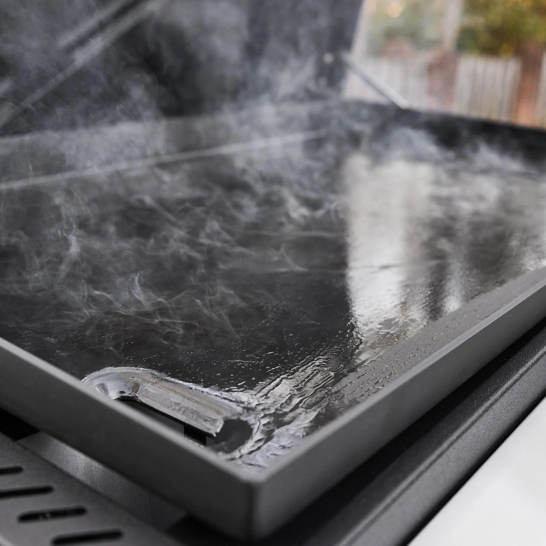Weber 1501350 Slate® 36" Rust-Resistant Griddle with Flip-Up Side Table (Natural Gas) - Black - Image 4