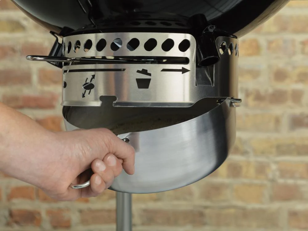 Weber 15501001 Performer Deluxe Charcoal Grill 22" - Black - Image 6