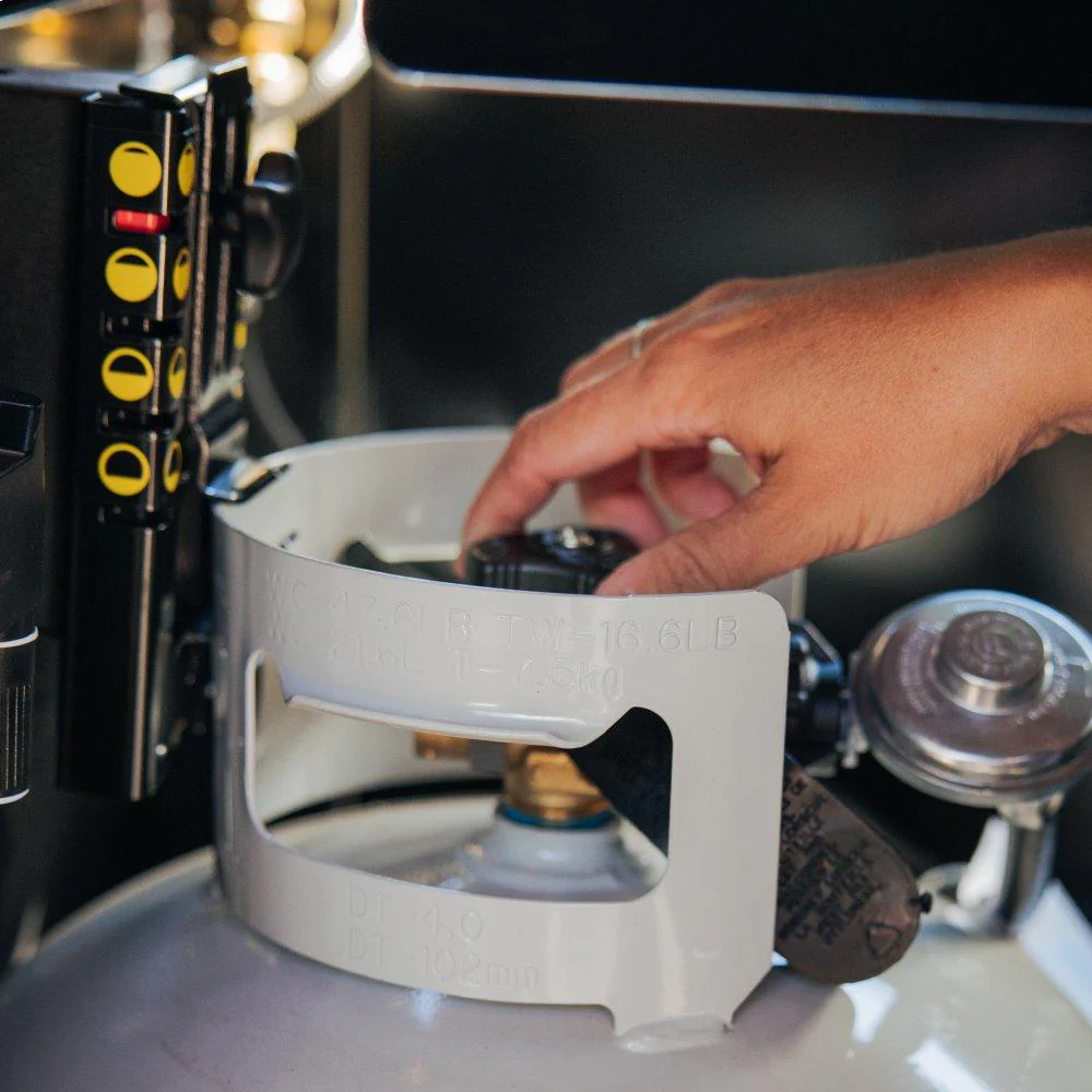 GENESIS E-325s with WEBER CRAFTED Griddle - LP - Image 8