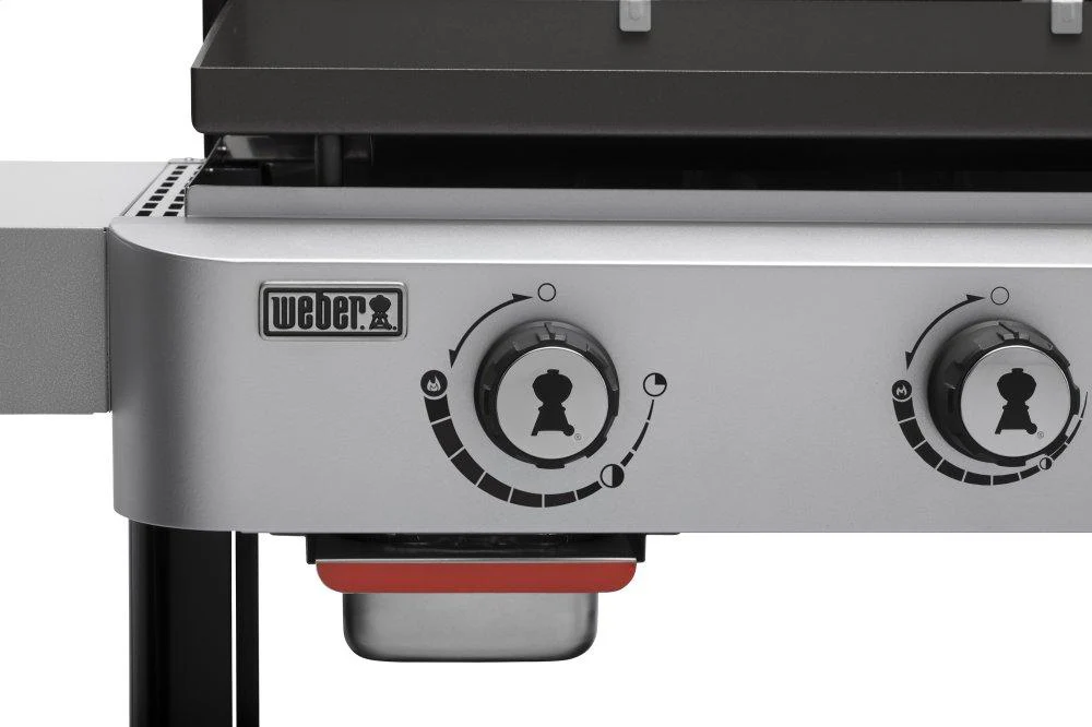 43310201 Weber Griddle 28" - Black - Image 12