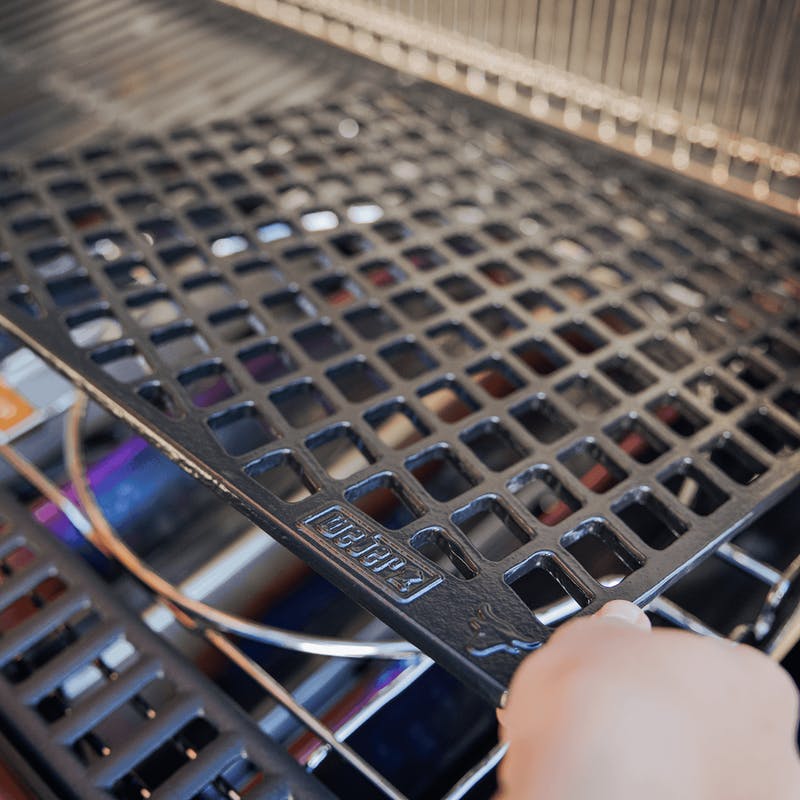 7670 WEBER CRAFTED Dual-Sided Sear Grate - Image 4