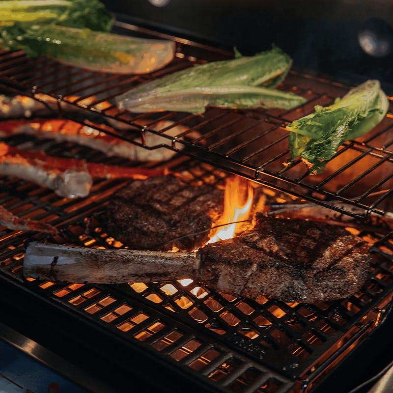 7670 WEBER CRAFTED Dual-Sided Sear Grate - Image 7