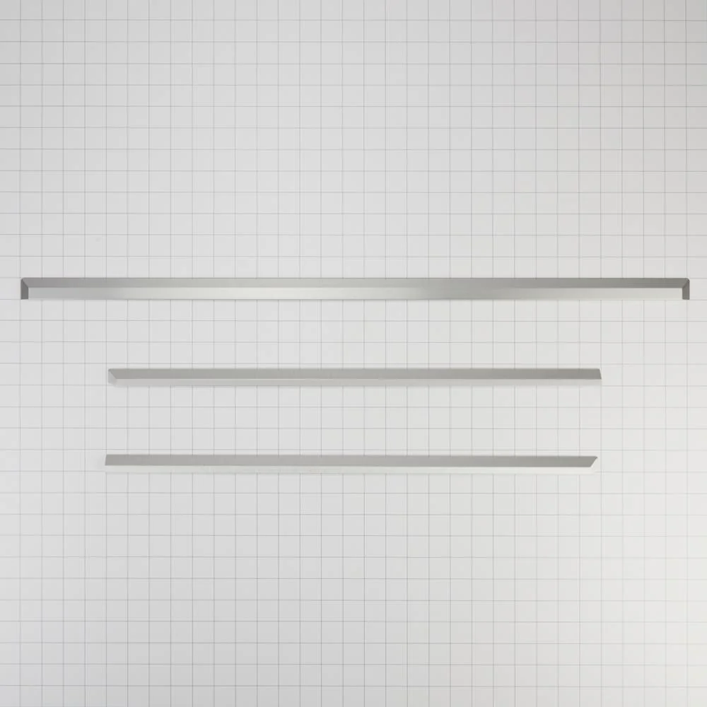 Whirlpool W10675028 34" Slide-in Range Trim Kit, Stainless Steel, with (3) trim pieces, and installation instructions - Image 2