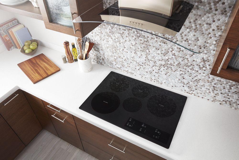 Whirlpool WCE97US0HB 30-inch Electric Ceramic Glass Cooktop with Two Dual Radiant Elements - Image 6
