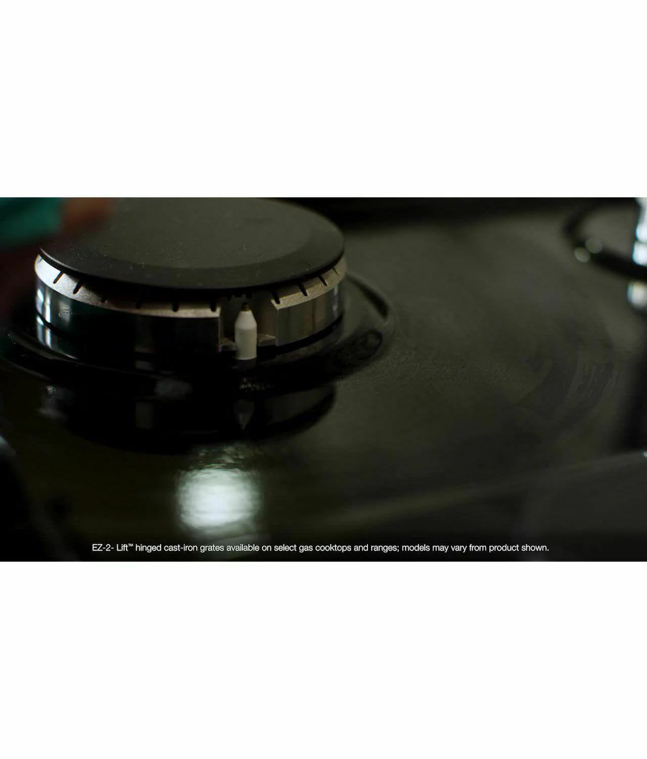 30-inch Gas Cooktop with EZ-2-Lift™ Hinged Cast-Iron Grates - Image 7