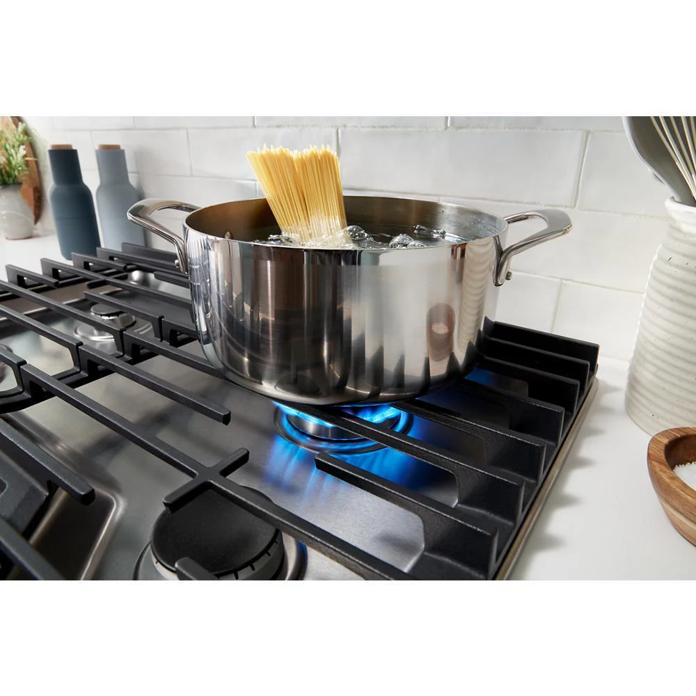 Whirlpool WCGK5030PW 30-inch Gas Cooktop with EZ-2-Lift™ Hinged Cast-Iron Grates - Image 7