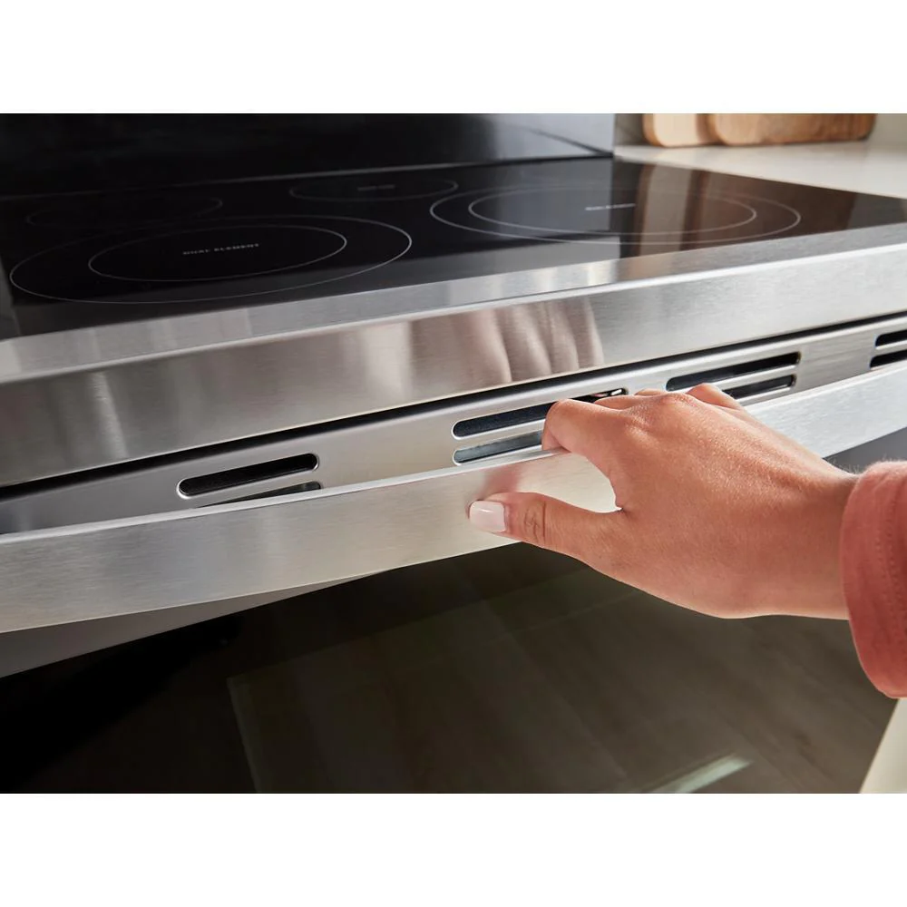 Whirlpool WFES5030RZ 30-inch Energy Star Electric Range with Air Cooking Technology, No Preheat Air Fry and Air Baking and Self Clean - Image 9