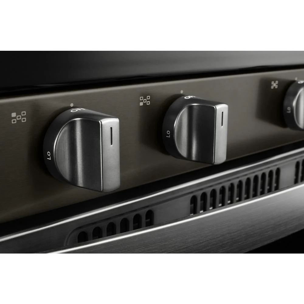 Whirlpool WFG525S0JV 5.0 cu. ft. Gas Range with Center Oval Burner - Image 5