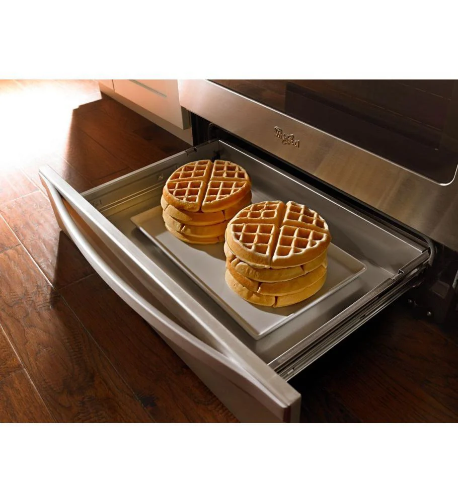 Whirlpool WFG715H0EH 5.8 Cu. Ft. Freestanding Gas Range with AquaLift® Self-Cleaning Technology - Image 3