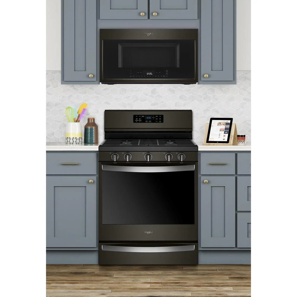 Whirlpool 5.8 cu. ft. Freestanding Gas Range with Frozen Bake™ Technology - Image 7