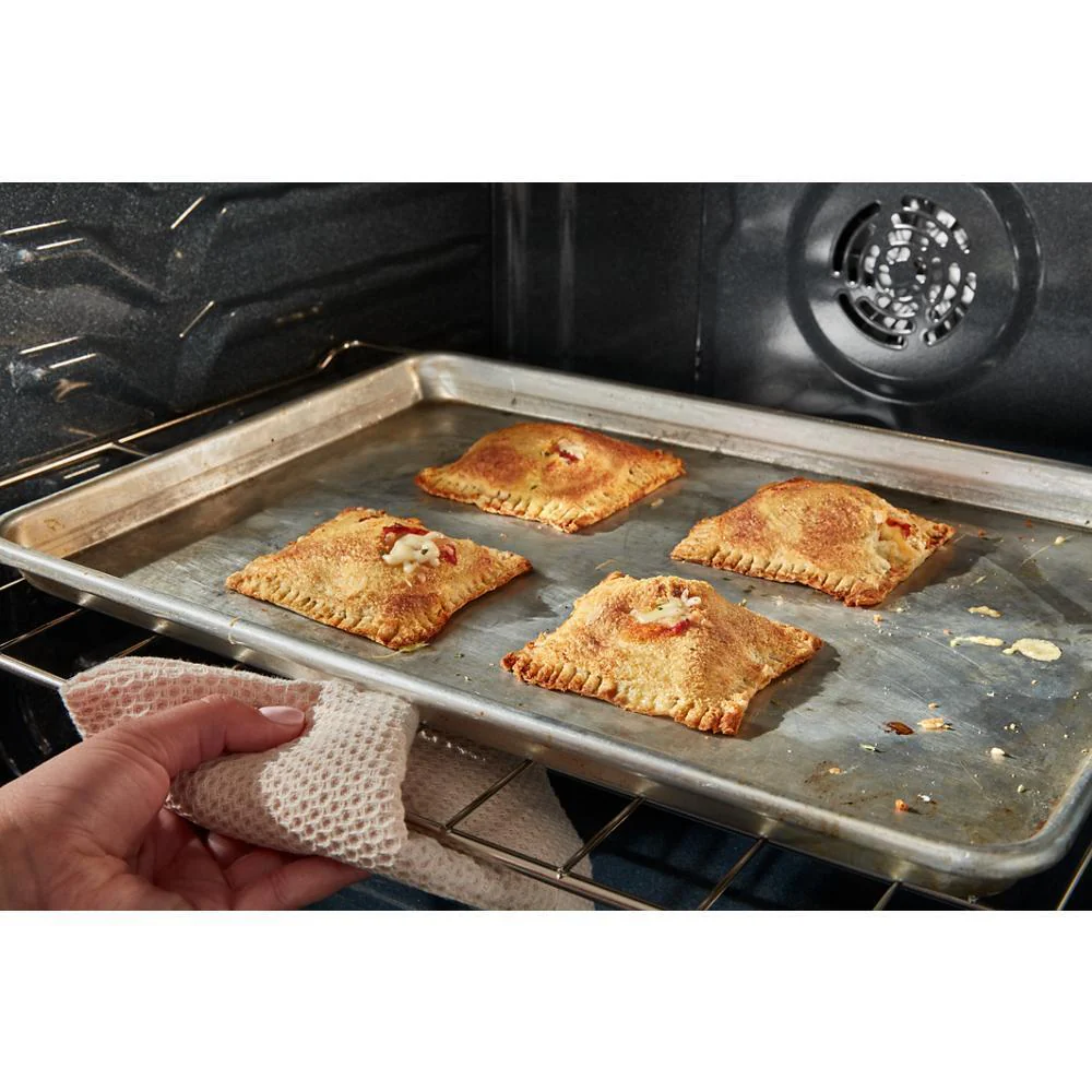 Whirlpool WFGS4530SB 30-inch Gas Range with Air Cooking Technology and Steam Clean - Image 17