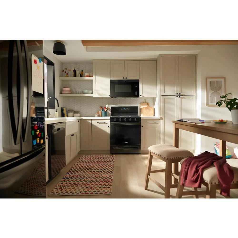 Whirlpool WFGS5030RB 30-inch Gas Range with Air Cooking Technology, No Preheat Air Fry and Air Baking and Self Clean - Image 3