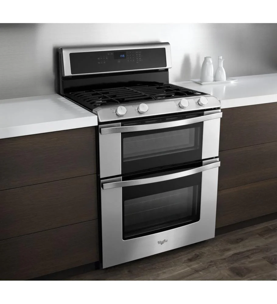 Whirlpool WGG555S0BS 6.0 Total cu. ft. Double Oven Gas Range with AccuBake® system - Image 4