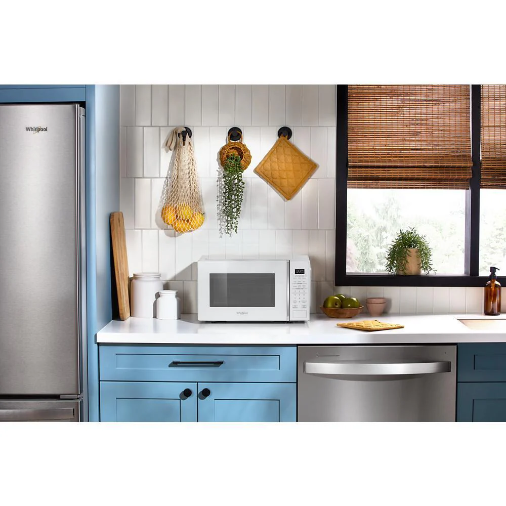 Whirlpool WMCS3018RW 0.7 cu. ft. White Countertop Microwave With Steam Clean - 700 watt - Image 4