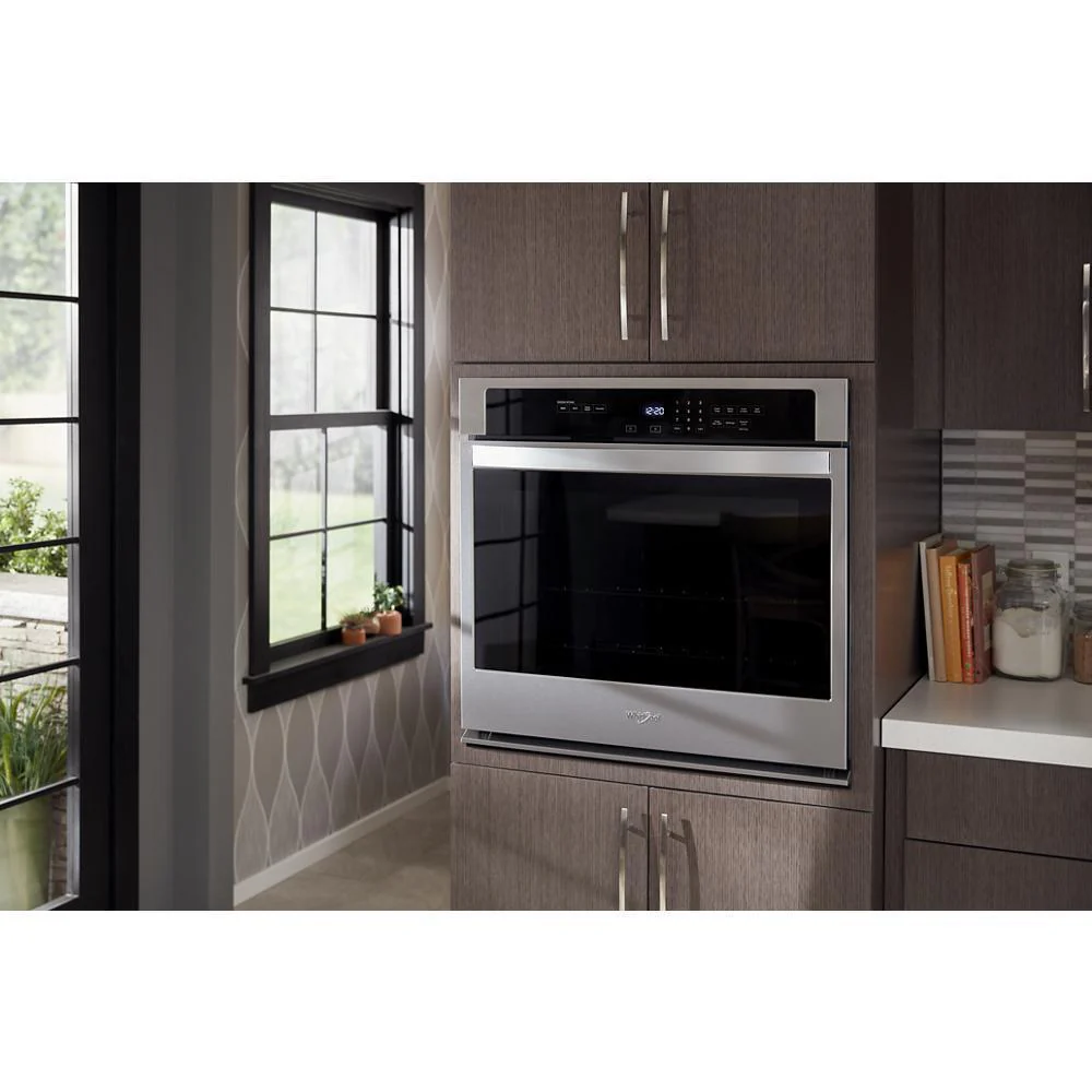 4.3 cu. ft. Single Wall Oven with the FIT system - Image 3