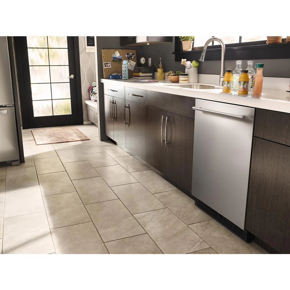 Whirlpool WUR35X24HZ 24-inch Wide Undercounter Refrigerator with Towel Bar Handle - 5.1 cu. ft. - Image 6