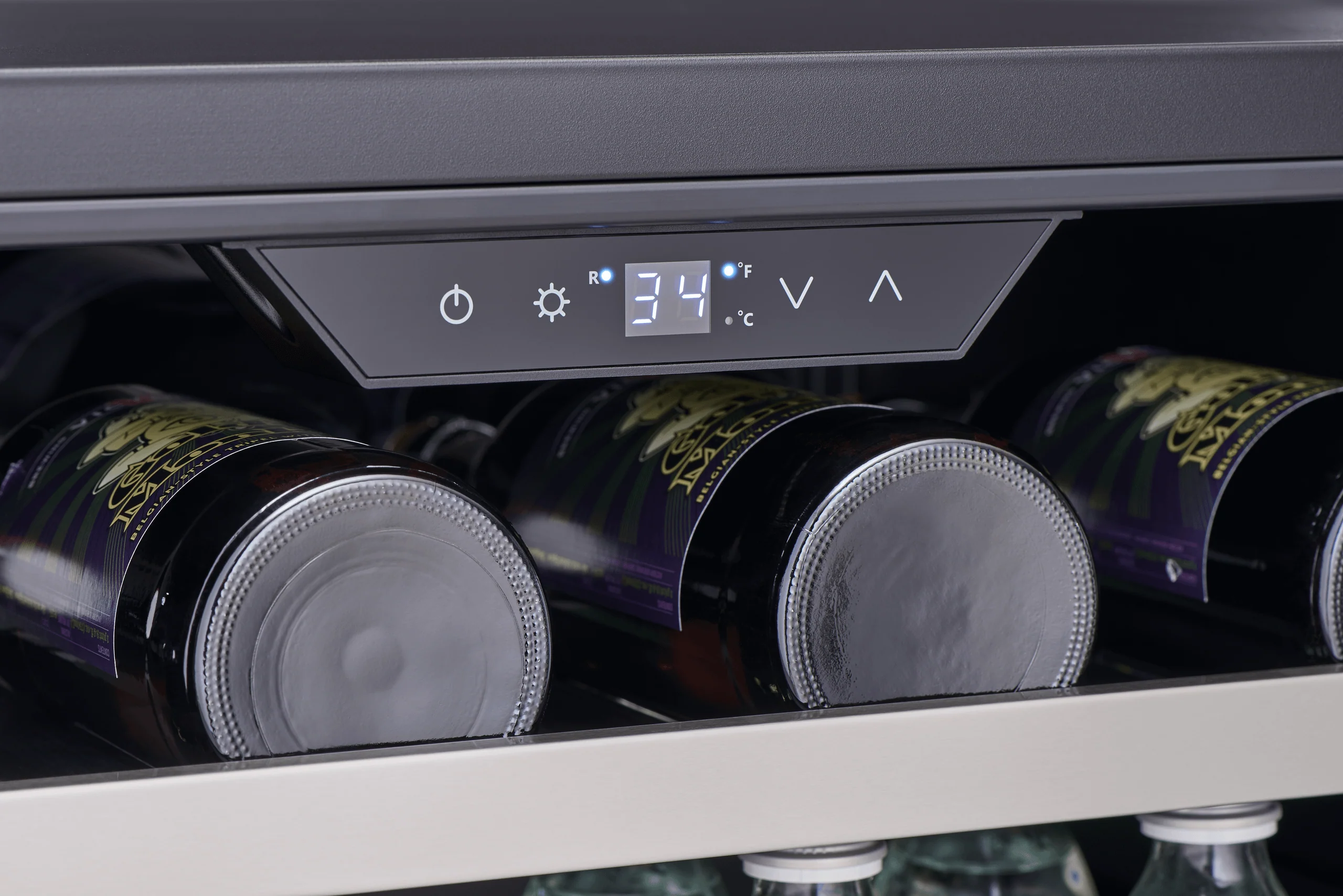 Zephyr PRB24C01AGADA Presrv ADA Beverage Cooler, 24in Compact, SS+Glass, Reversible Door + Lock, 1 Zone - Image 6