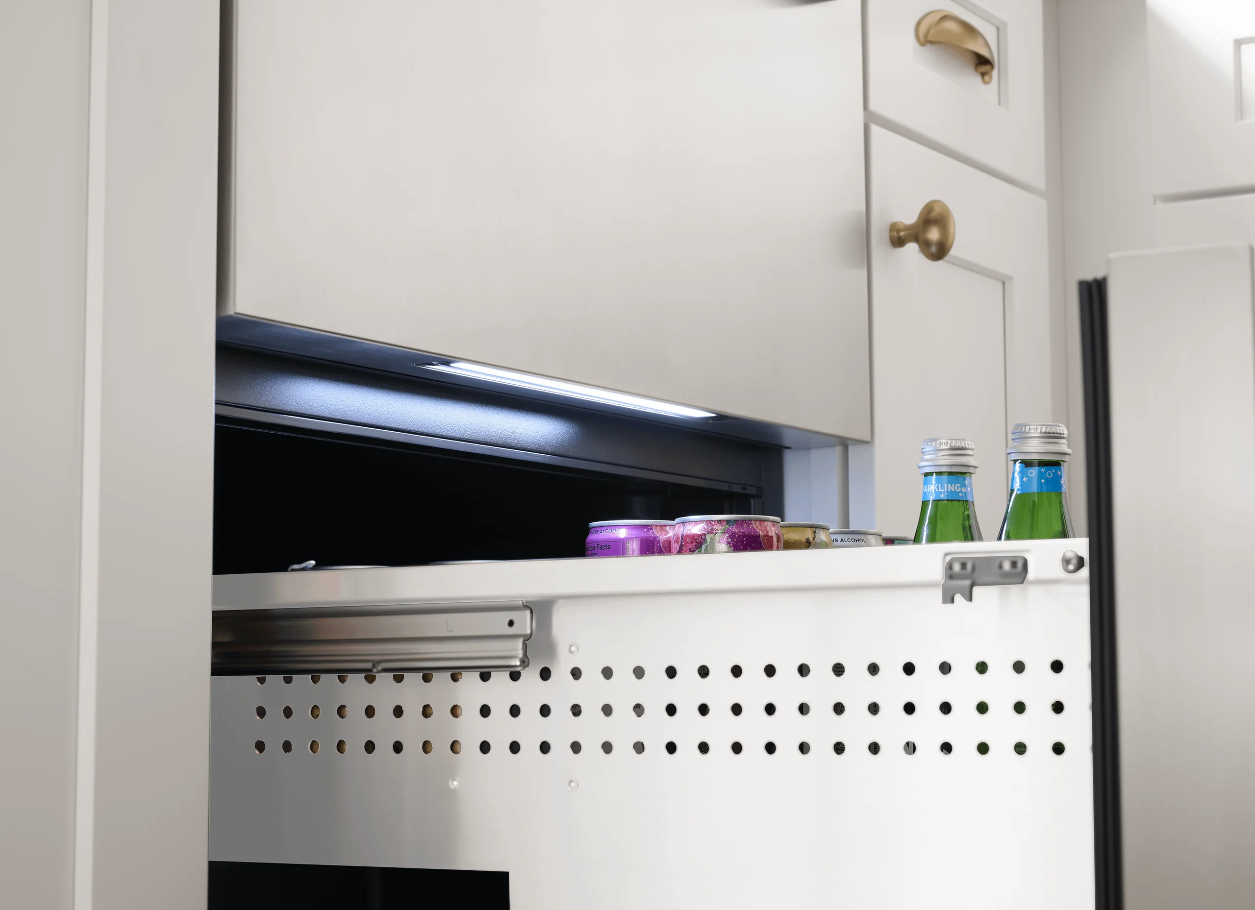 Zephyr PRRD24C1AS Presrv Refrigerator Drawers, 24in Compact, SS, 1 Zone - Image 18