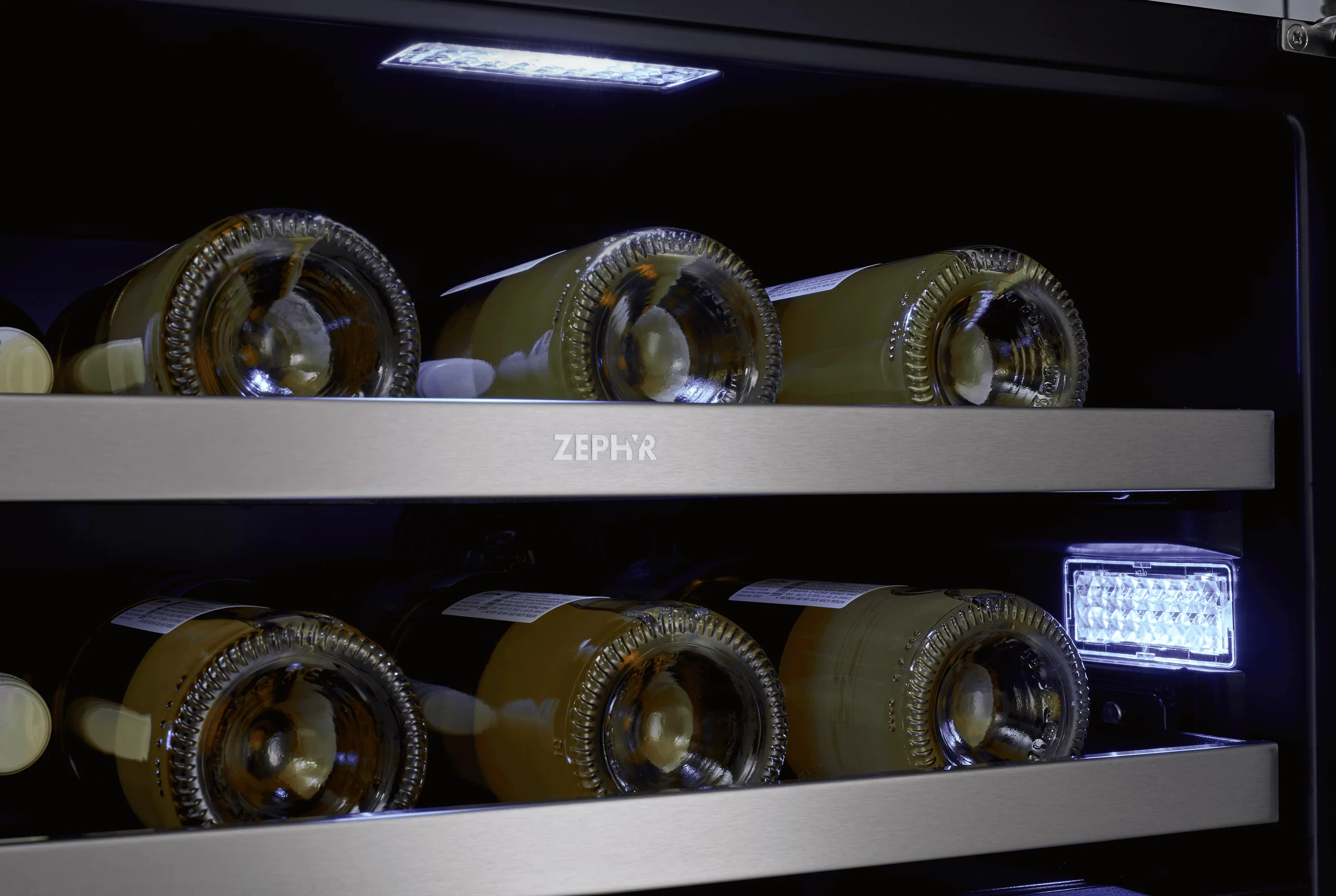 Zephyr PRWB24F02AG Presrv Wine and Beverage Cooler, 24in, Full Size, SS+Glass, Reversible Door, 2 Zones - Image 7